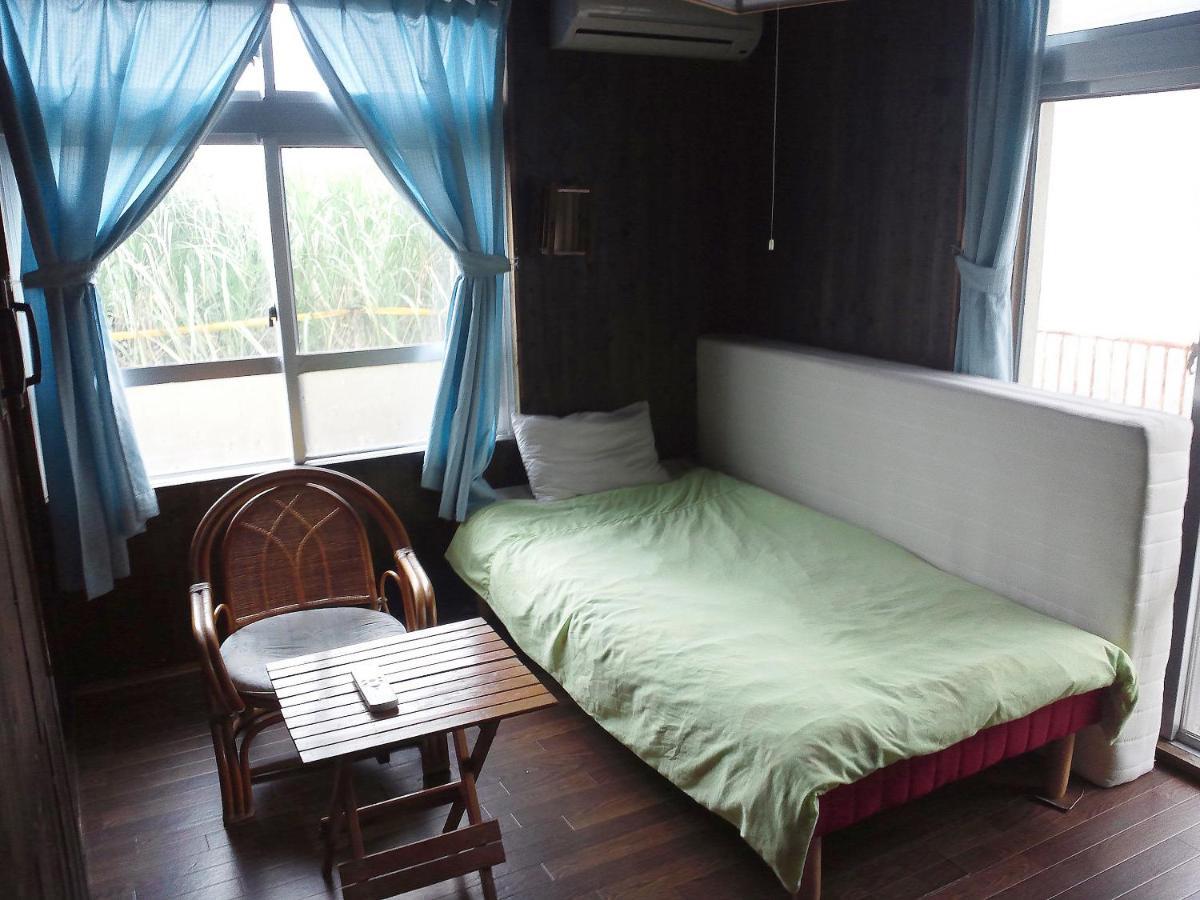 Guest House Miyakojima Екстер'єр фото